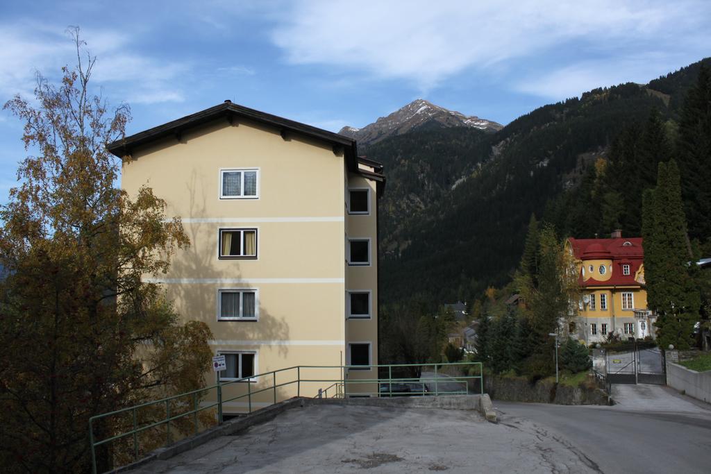 Ferienwohnung Sonnblick Бад Гащайн Стая снимка